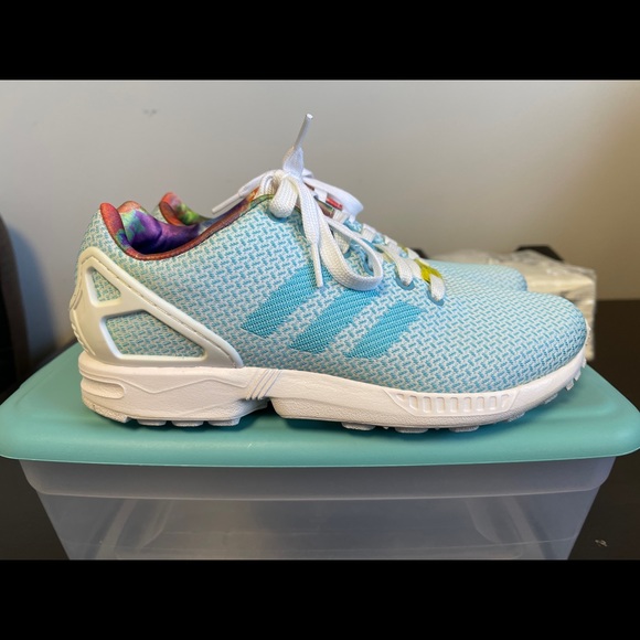 ADIDAS classic z-flux runners (SIZE US W7) - Picture 1 of 7